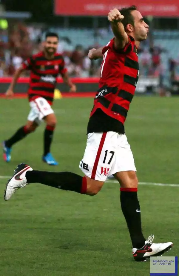 Western Sydney Wanderers go five points clear after 2-0 win over Newcastle Jets on Xmas eve